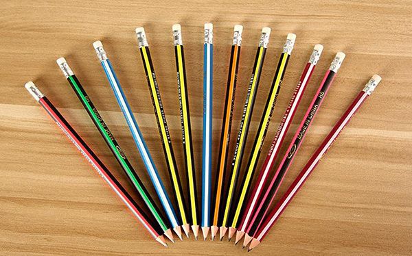 铅笔商标转让的类别是在哪一类中？
